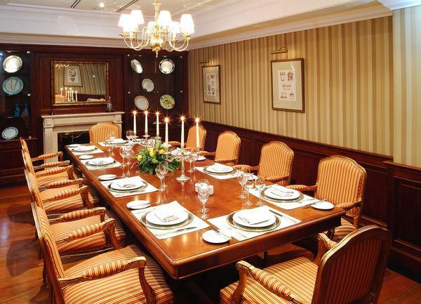 Banquet room
